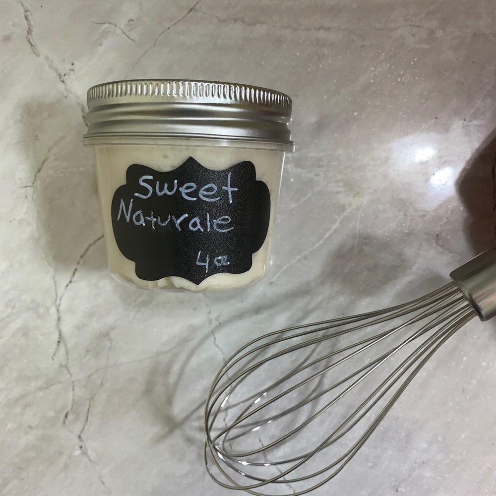 Organic sweet naturale Raw Shea Butter